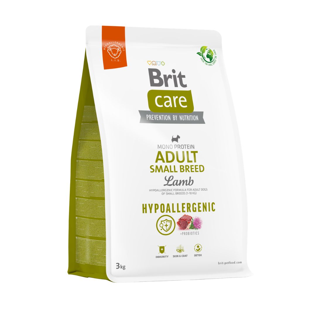 BRIT CARE ADULT SMALL BREED CORDERO